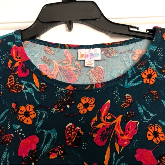 Women Short Sleeve Irma Leggings Material Soft Size XS LuLaRoe Floral Butterfly - Picture 2 of 6